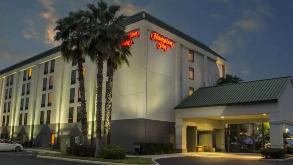 Cheapestairportparking Parking -Hampton Inn by Hilton Tampa  Long Term Parking