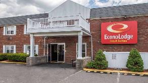 Cheapestairportparking Parking -EconoLodge BDL Airport Parking