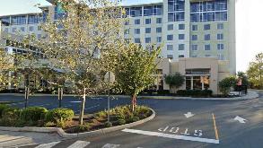 Cheapestairportparking Parking -Embassy Suites by Hilton Newark Airport Parking