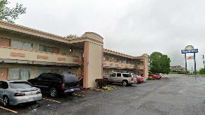 Cheapestairportparking Parking -Days Inn by Wyndham St. Louis North Airport Parking 